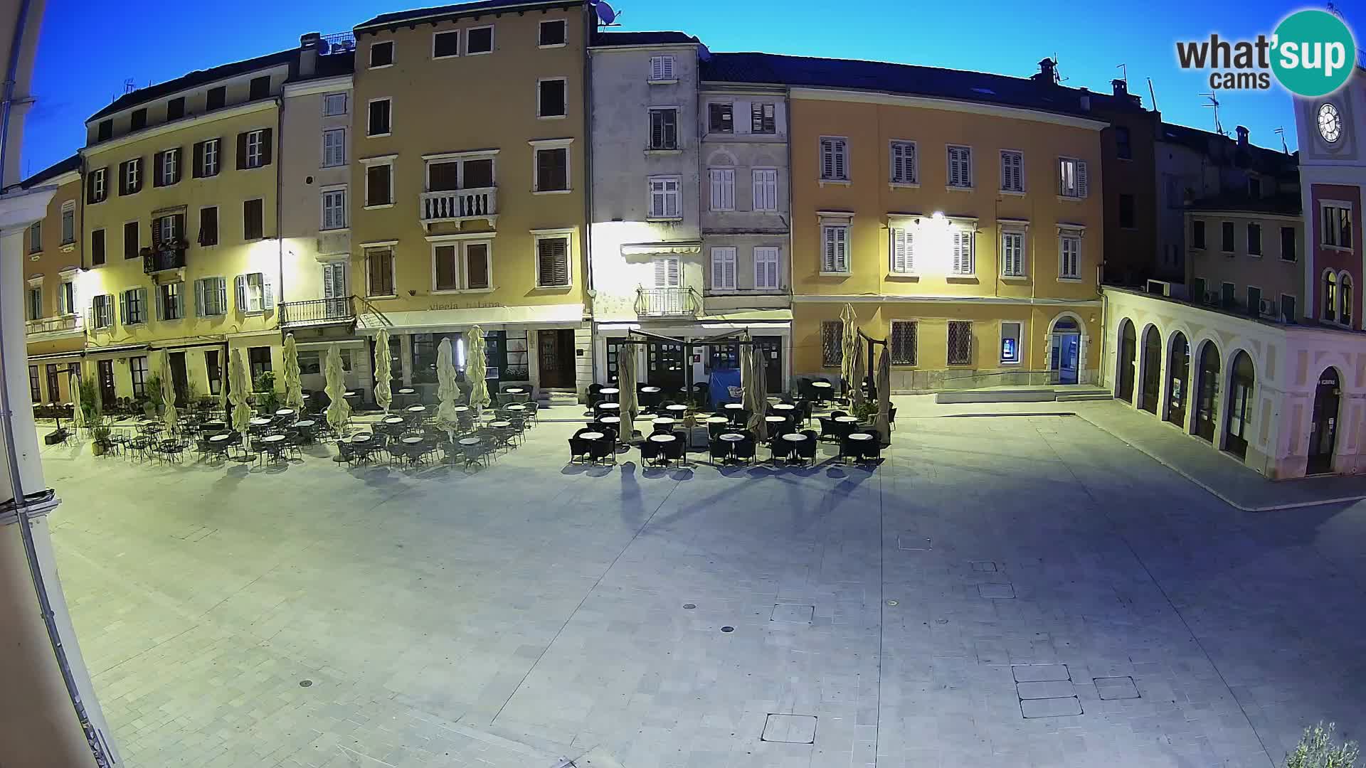 Spletna kamera Rovinj Center – Glavni trg