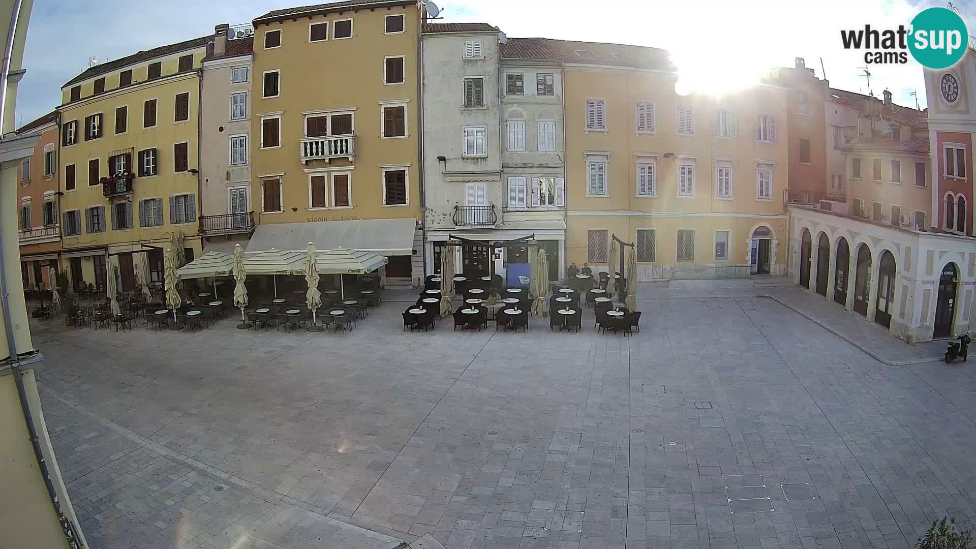Spletna kamera Rovinj Center – Glavni trg
