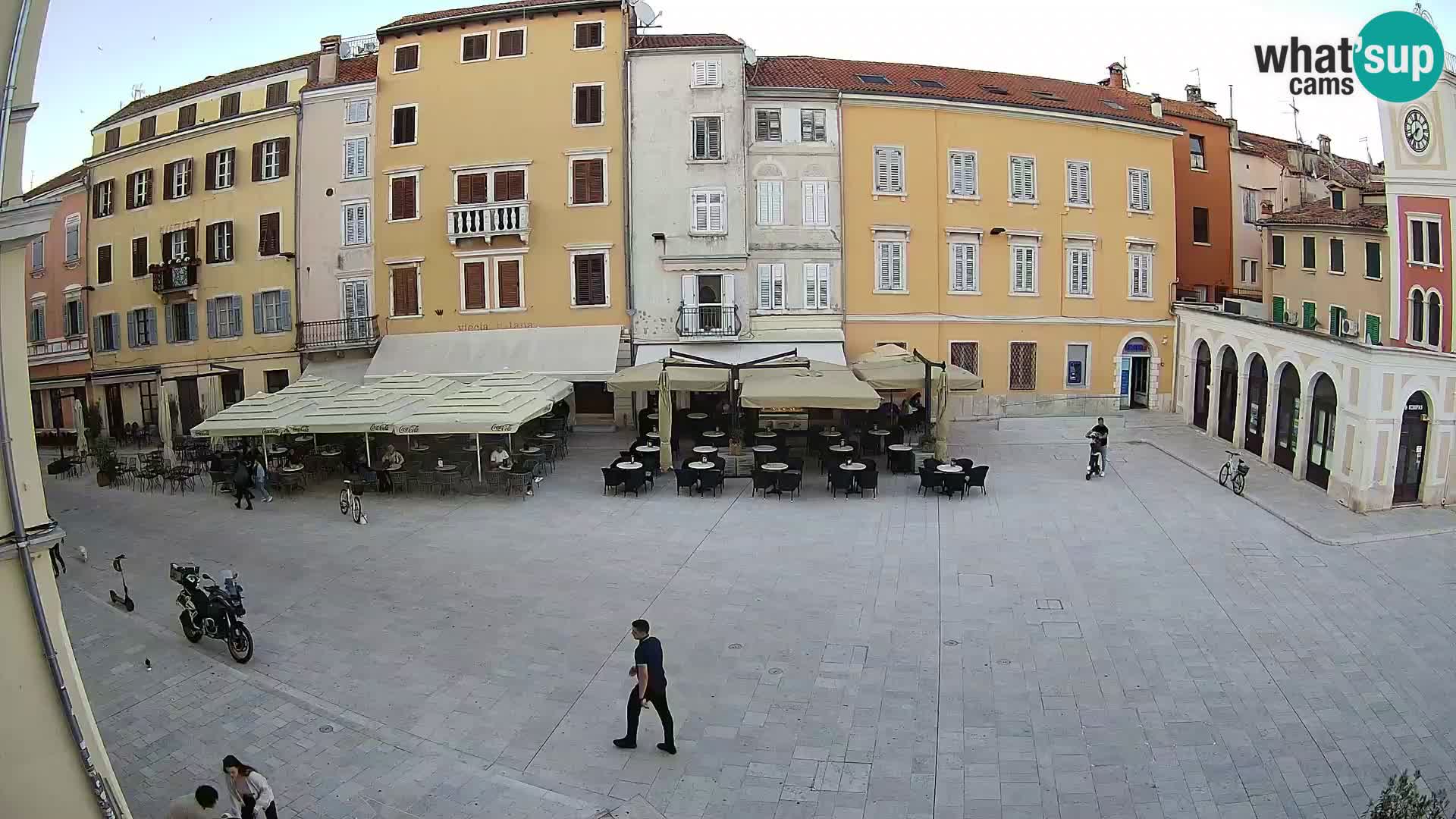 Spletna kamera Rovinj Center – Glavni trg