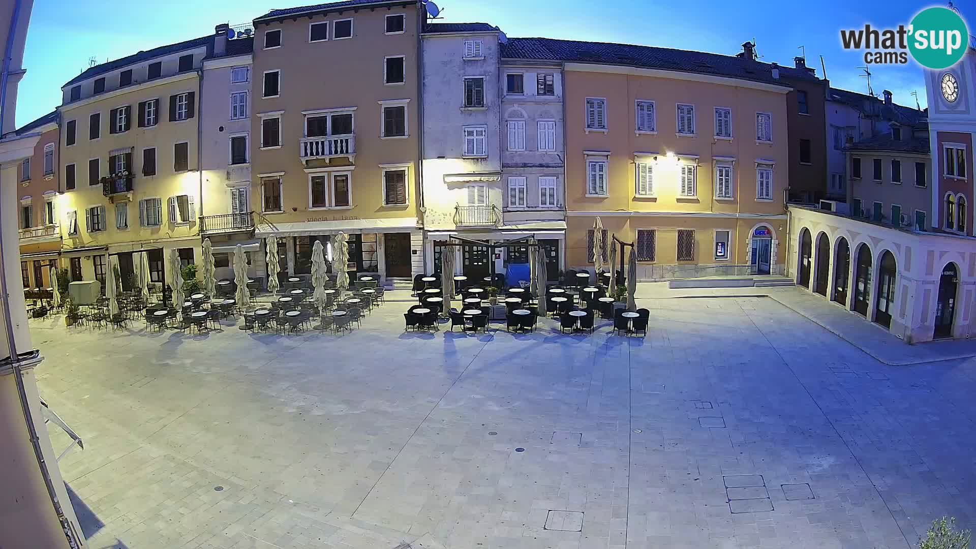 Spletna kamera Rovinj Center – Glavni trg