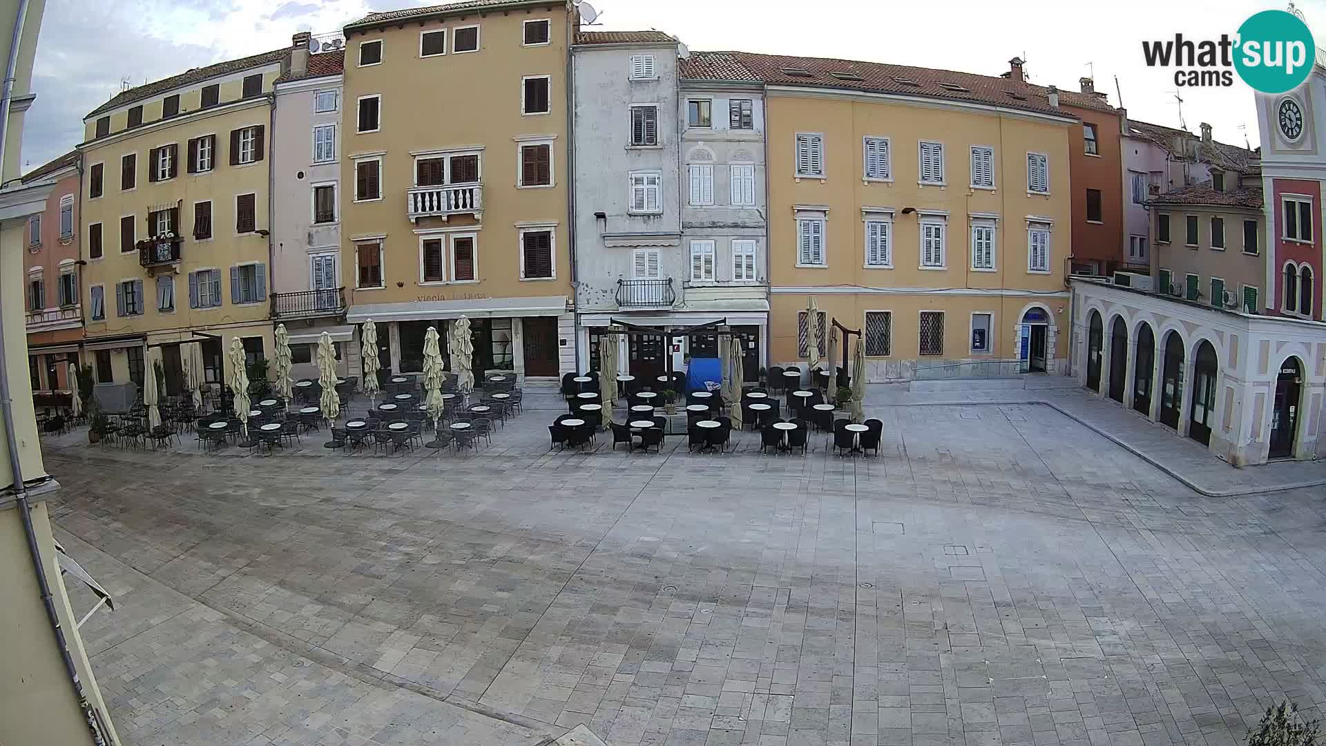 Spletna kamera Rovinj Center – Glavni trg
