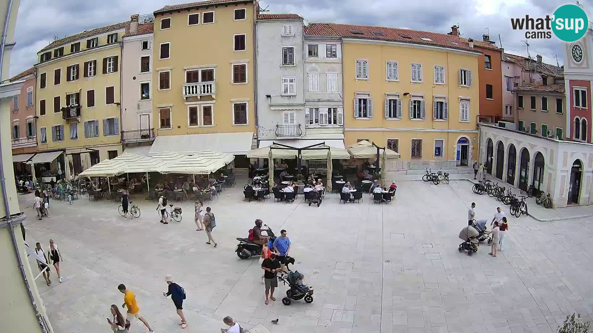 Spletna kamera Rovinj Center – Glavni trg