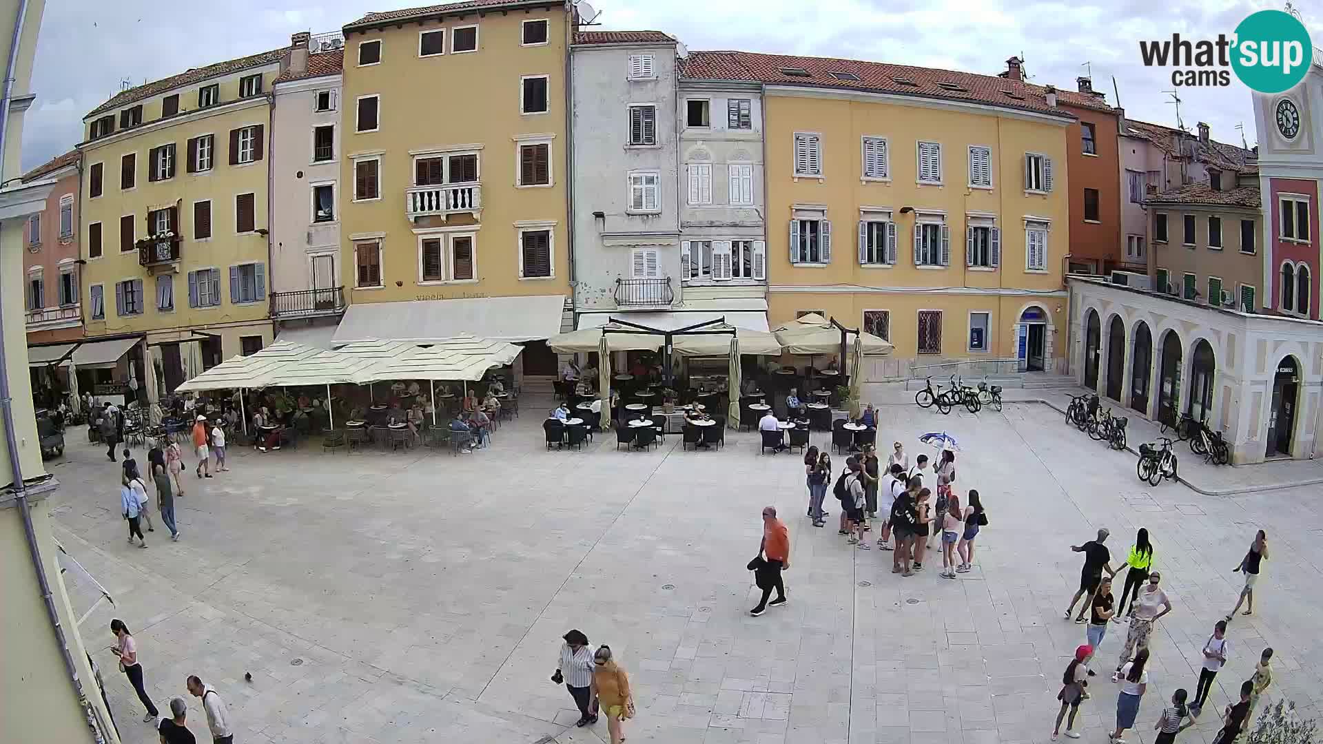 Spletna kamera Rovinj Center – Glavni trg