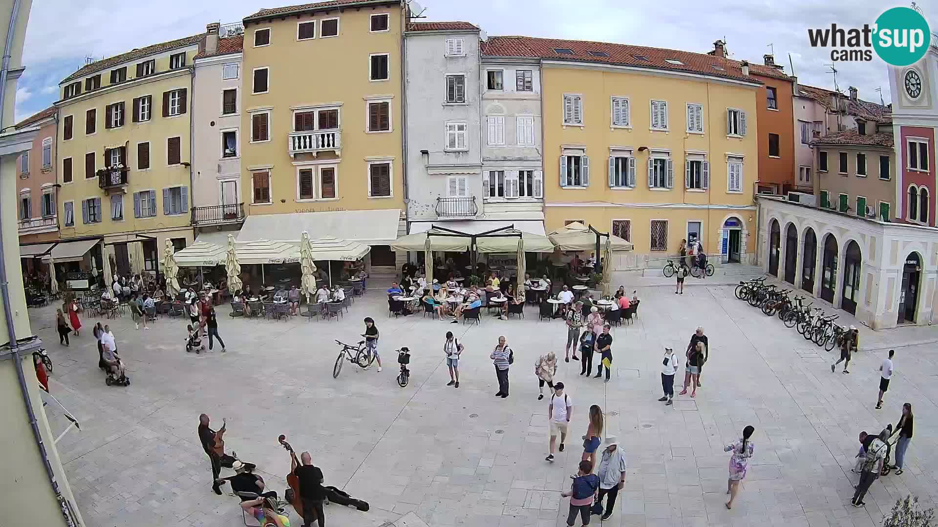 Spletna kamera Rovinj Center – Glavni trg