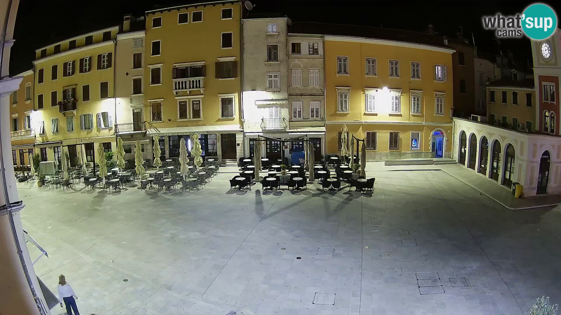 Spletna kamera Rovinj Center – Glavni trg