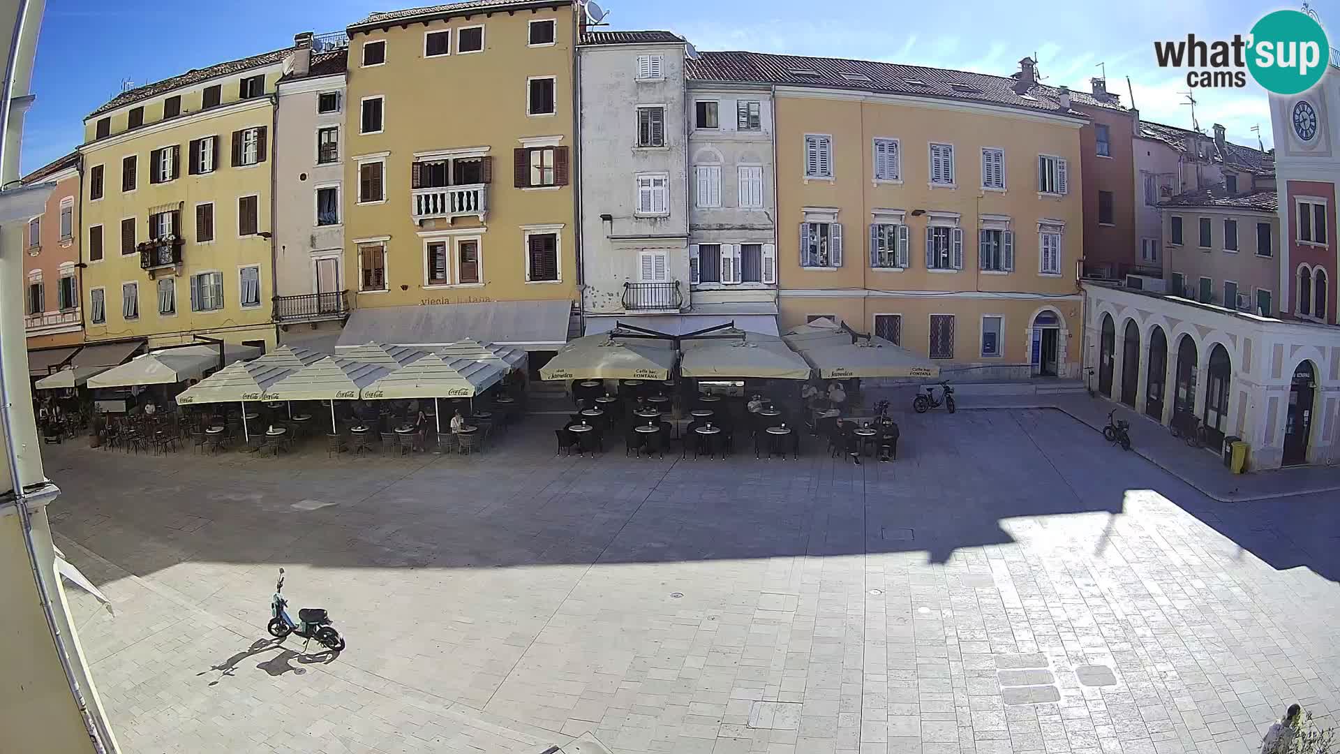 Spletna kamera Rovinj Center – Glavni trg