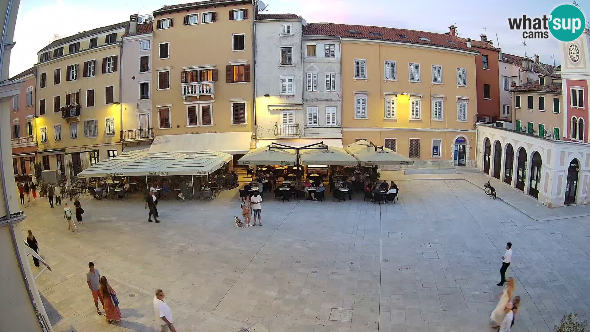Spletna kamera Rovinj Center – Glavni trg