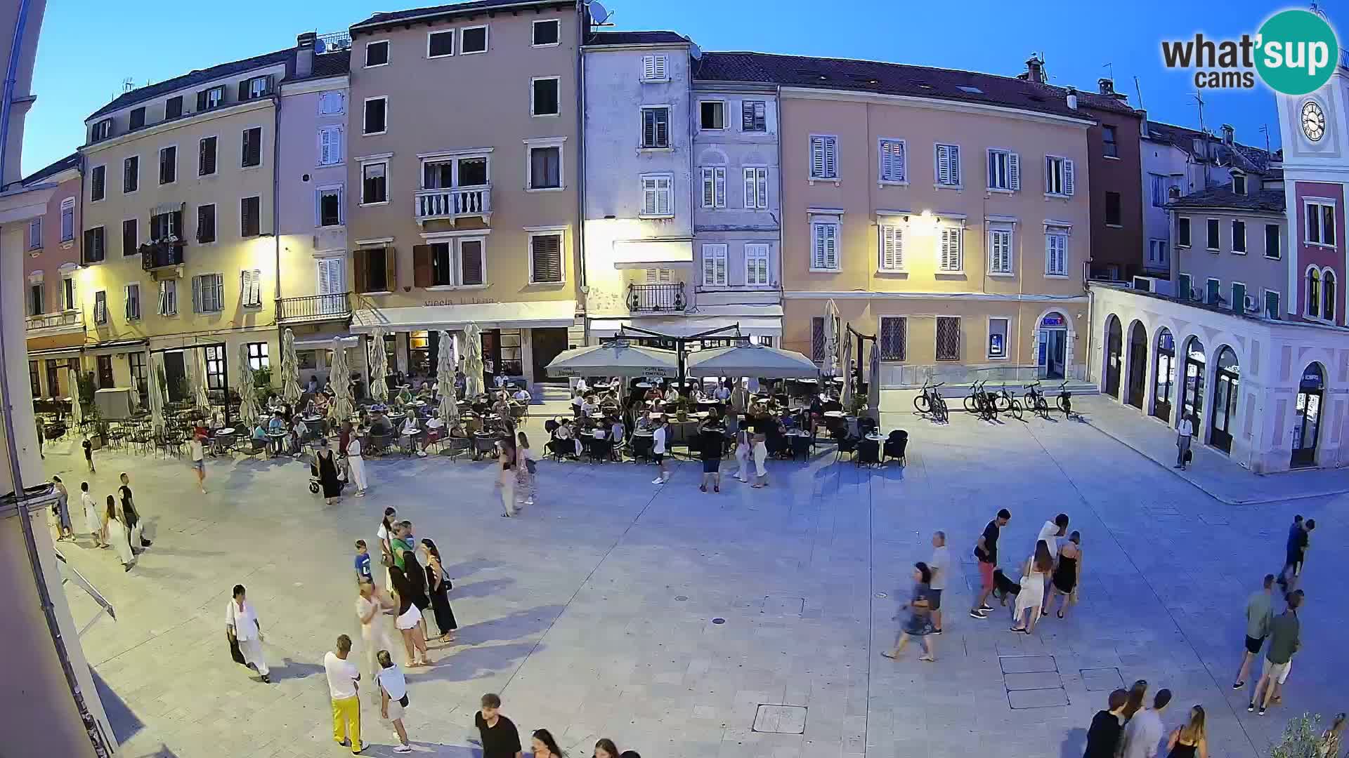 Spletna kamera Rovinj Center – Glavni trg