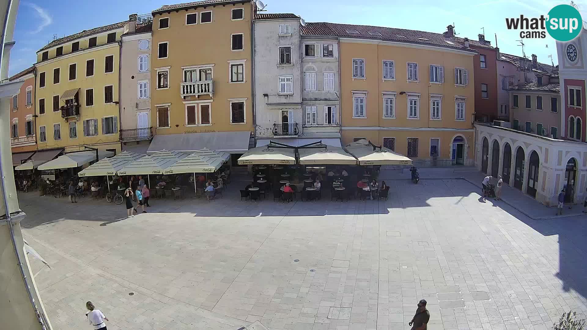 Spletna kamera Rovinj Center – Glavni trg