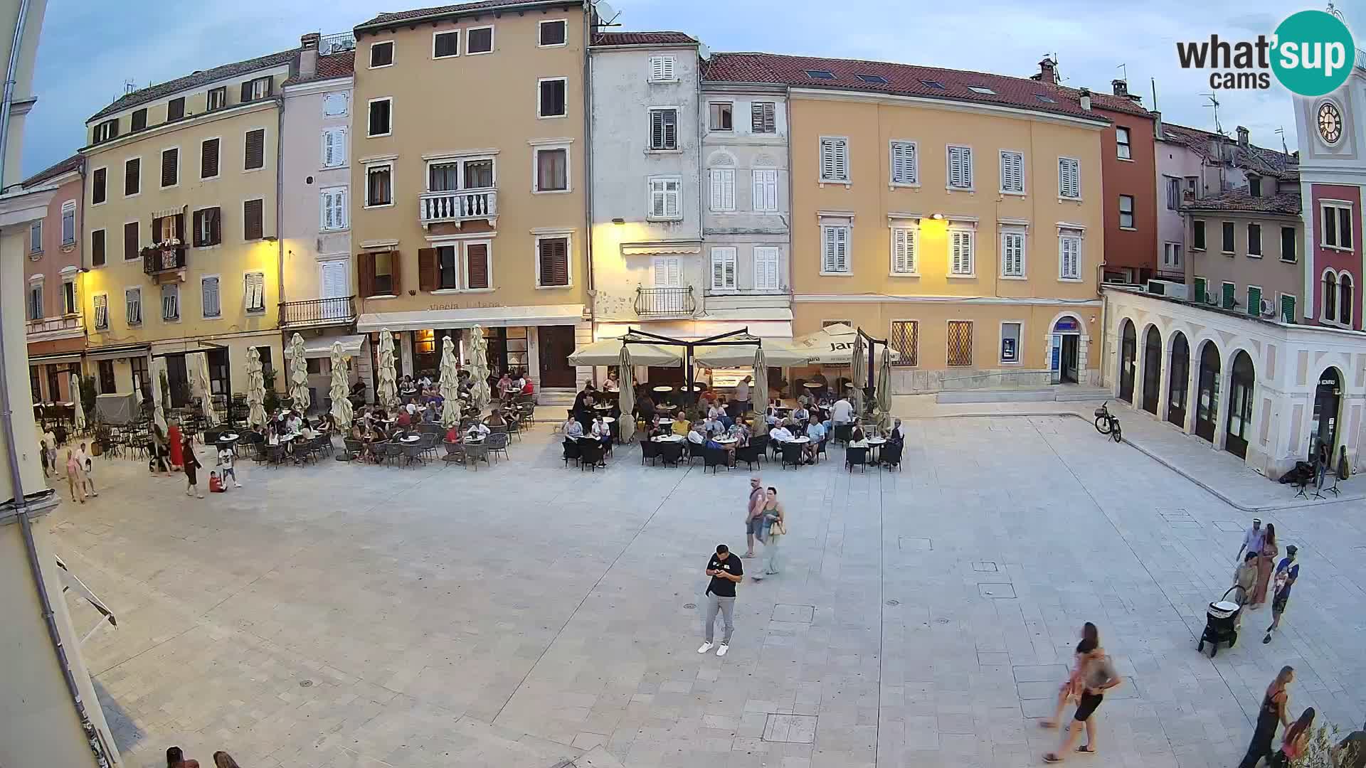Webcam Rovinj Zentrum – Hauptplatz in Echtzeit