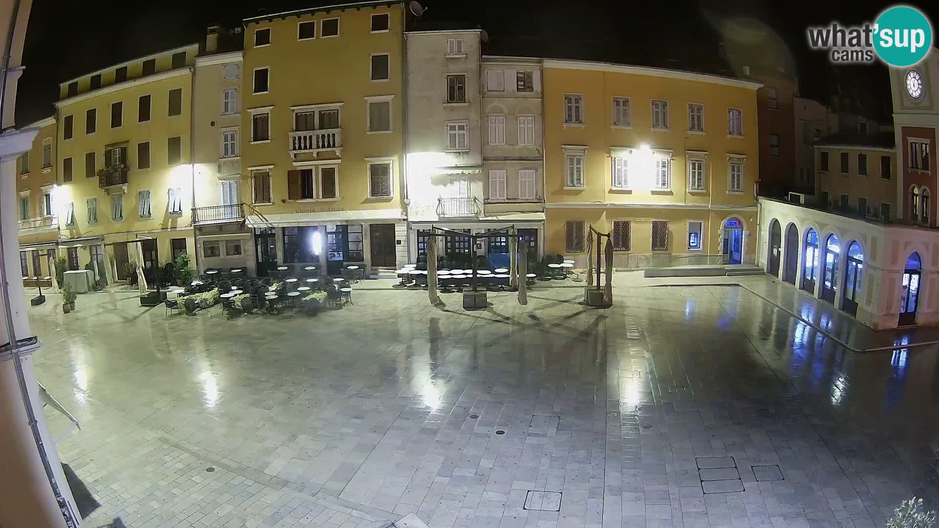 Spletna kamera Rovinj Center – Glavni trg