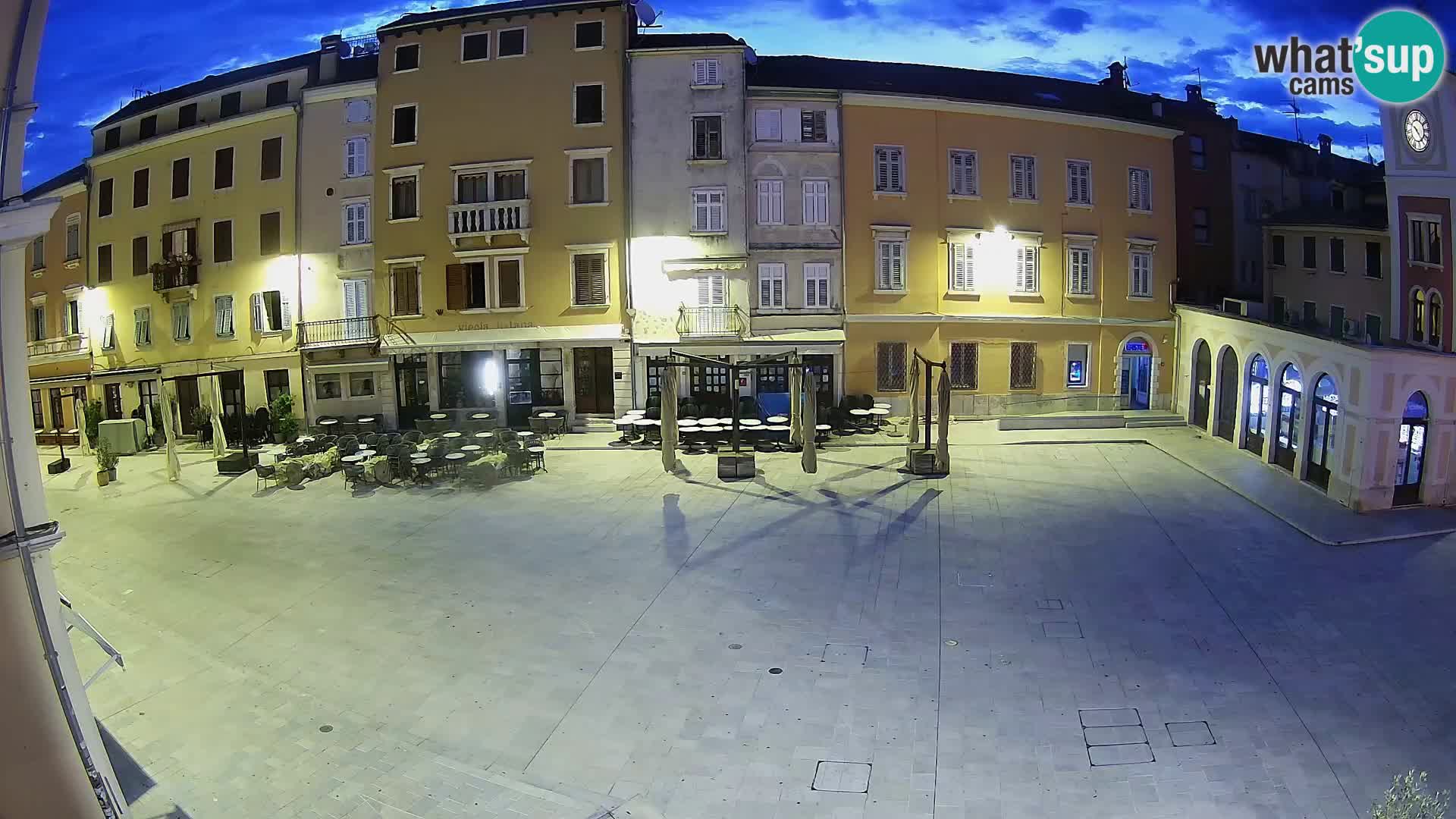 Spletna kamera Rovinj Center – Glavni trg
