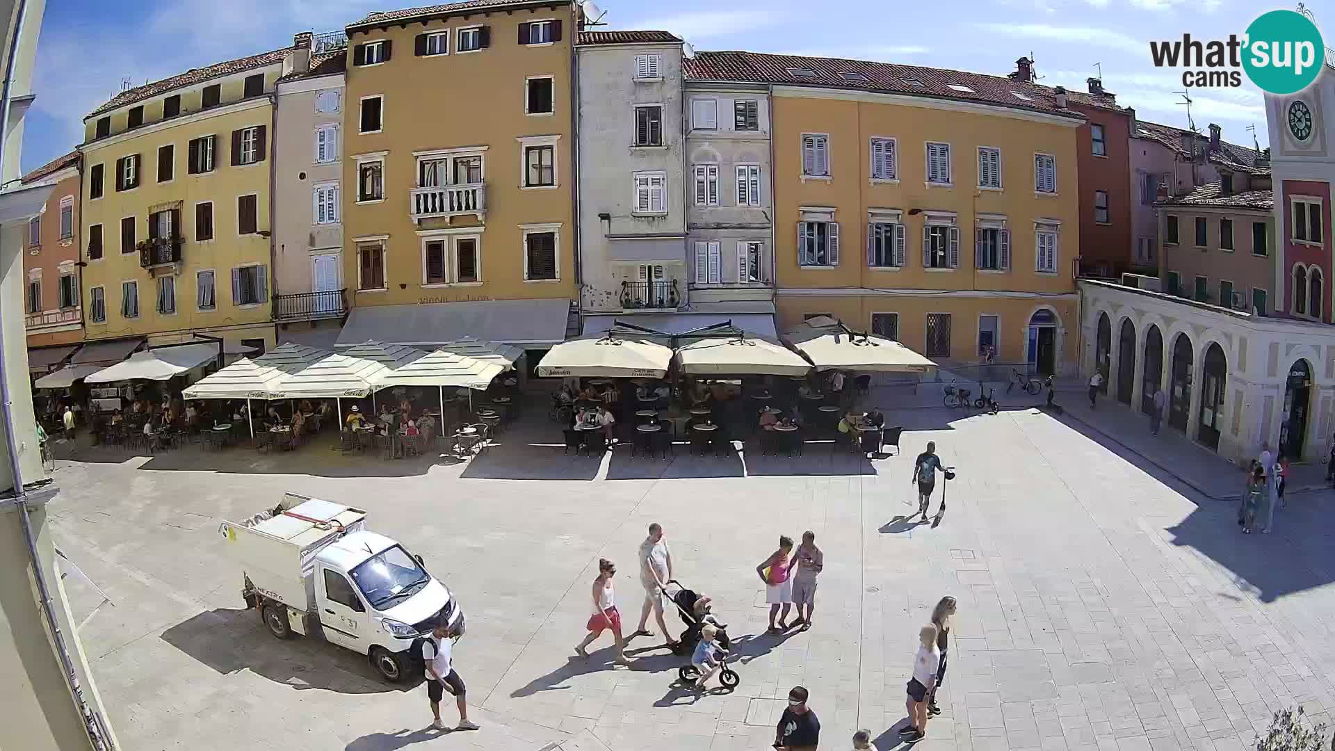 Spletna kamera Rovinj Center – Glavni trg