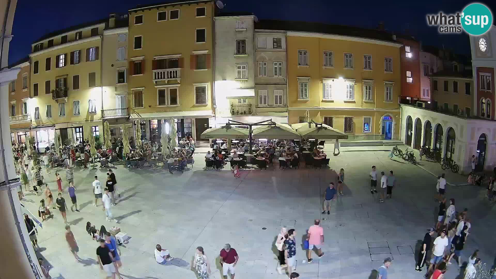 Spletna kamera Rovinj Center – Glavni trg