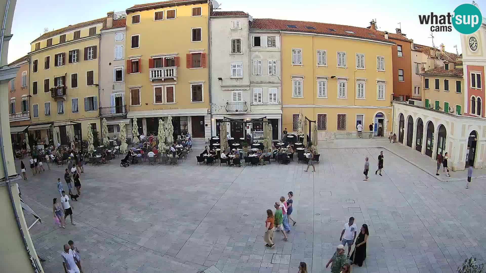 Webcam Rovinj Zentrum – Hauptplatz in Echtzeit