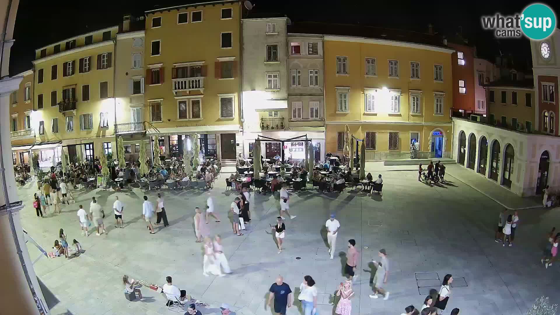 Spletna kamera Rovinj Center – Glavni trg