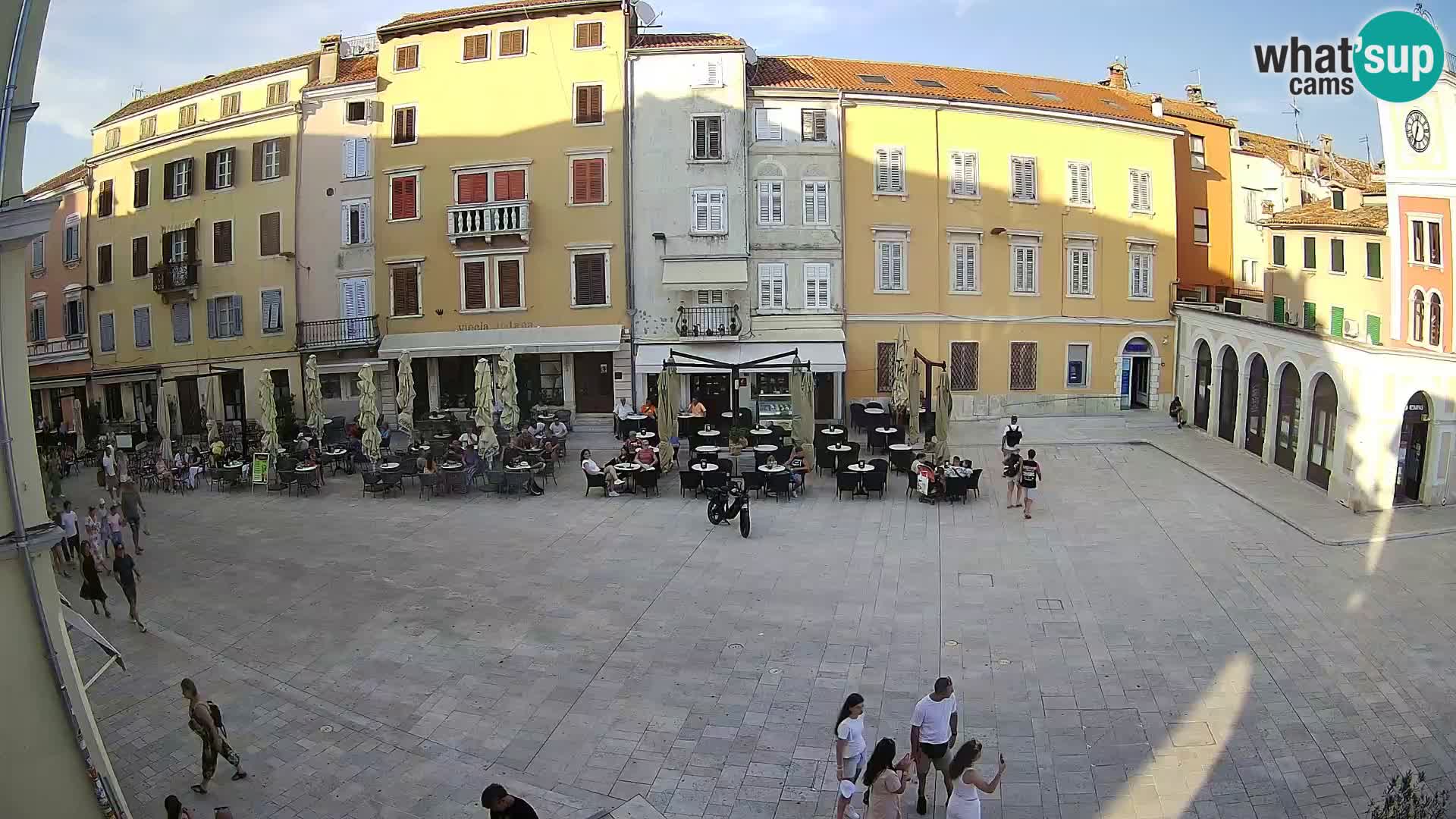 Webcam Rovinj Zentrum – Hauptplatz in Echtzeit