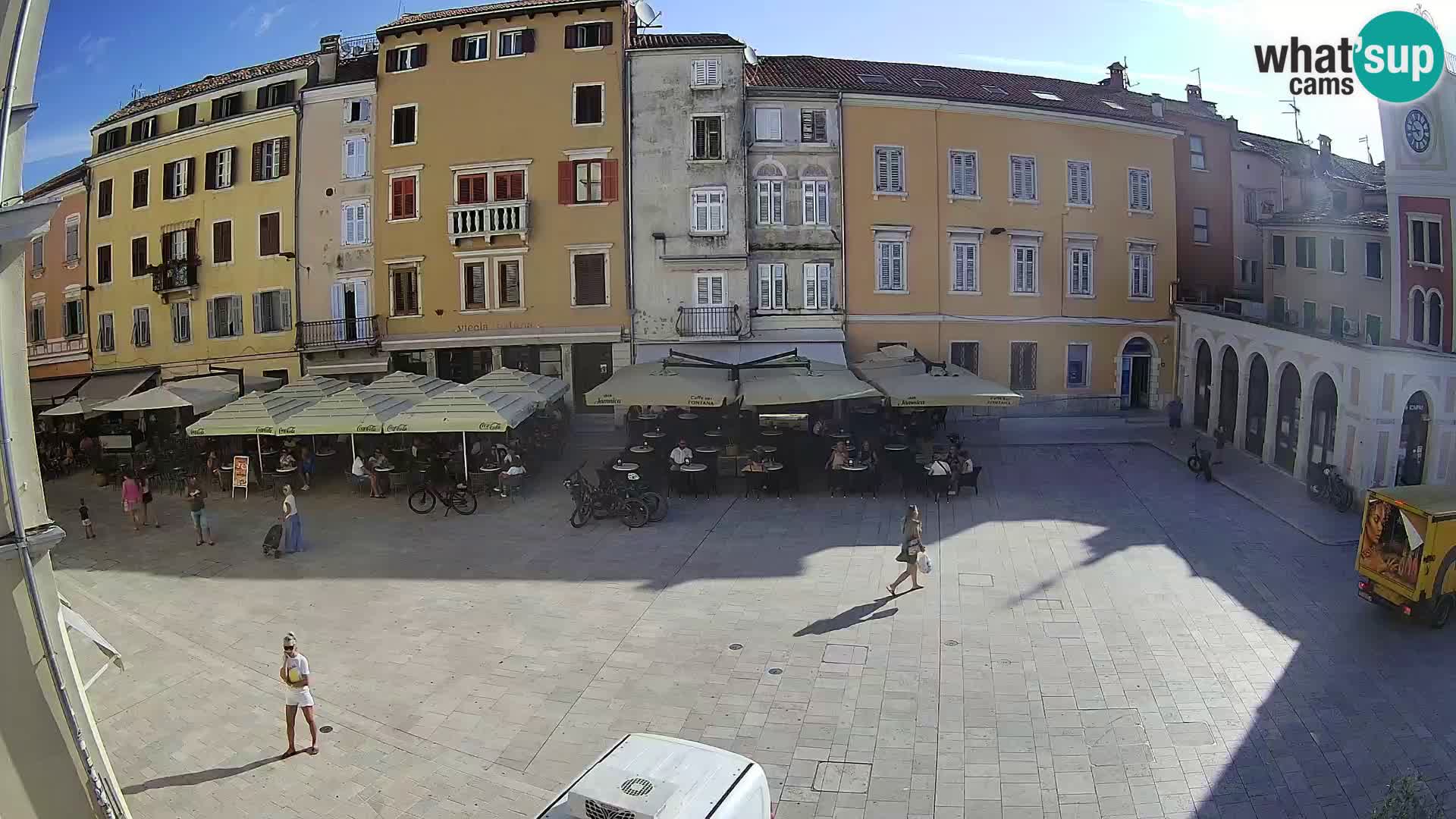 Spletna kamera Rovinj Center – Glavni trg