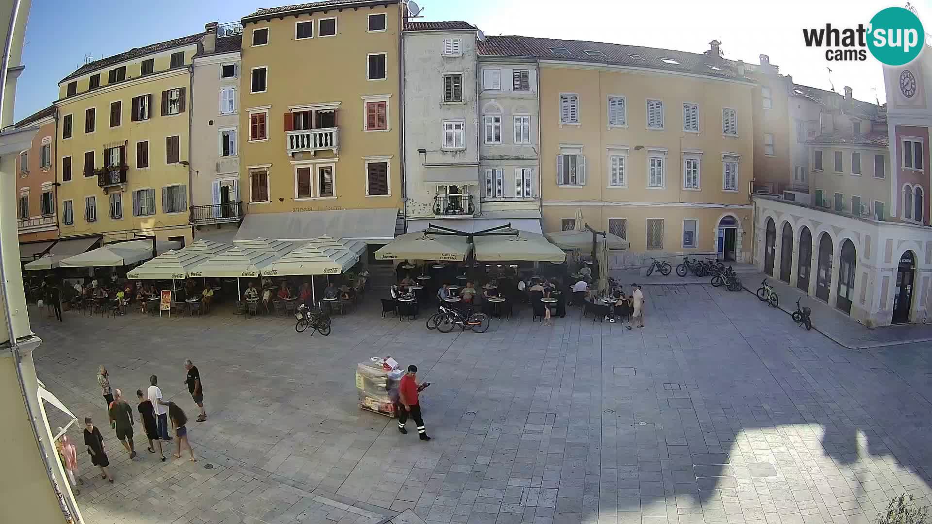 Spletna kamera Rovinj Center – Glavni trg