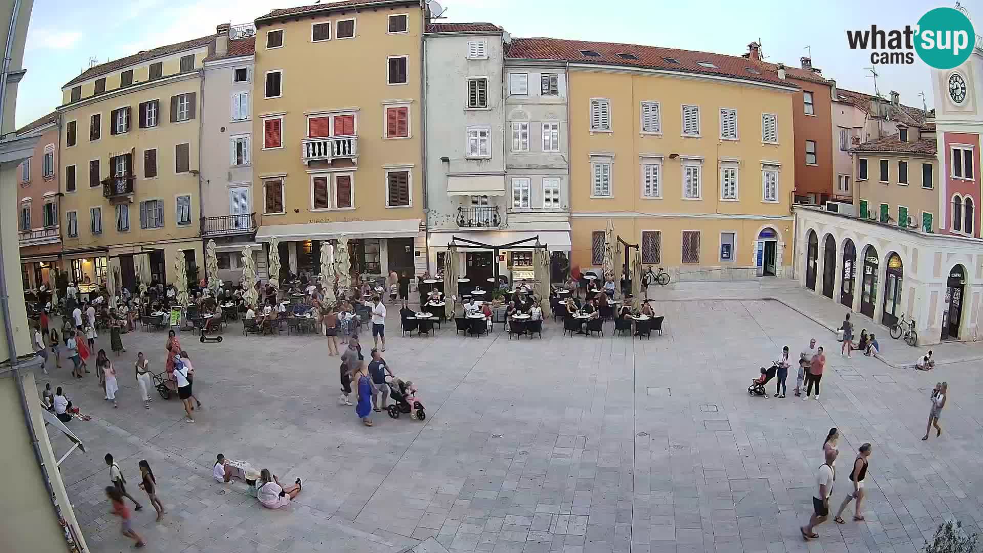 Webcam Rovinj Zentrum – Hauptplatz in Echtzeit