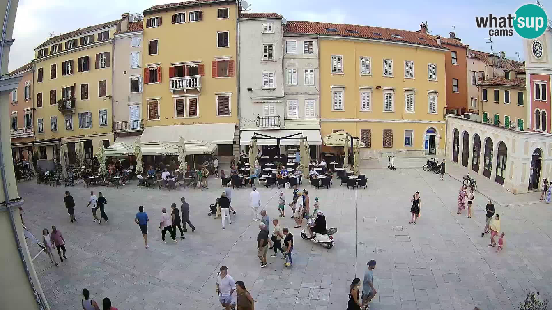 Webcam Rovinj Zentrum – Hauptplatz in Echtzeit