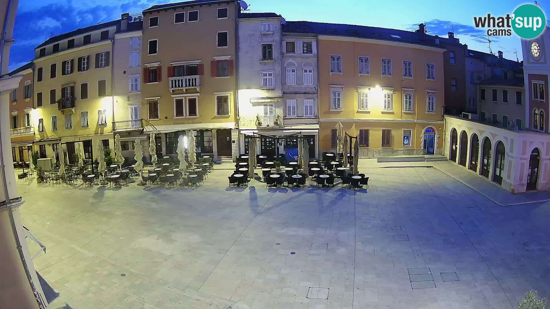 Spletna kamera Rovinj Center – Glavni trg