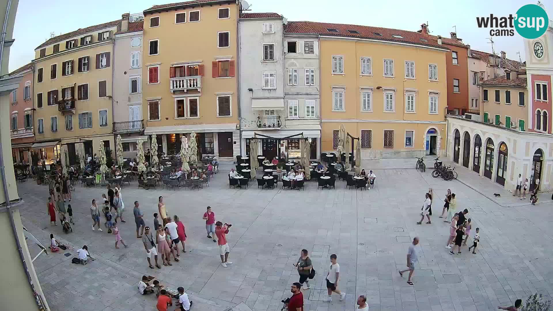 Webcam Rovinj Zentrum – Hauptplatz in Echtzeit