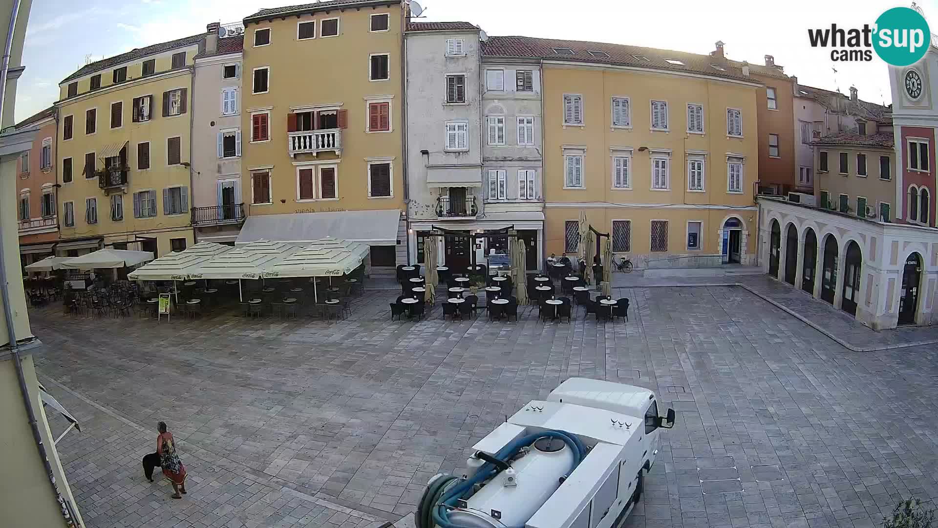 Spletna kamera Rovinj Center – Glavni trg