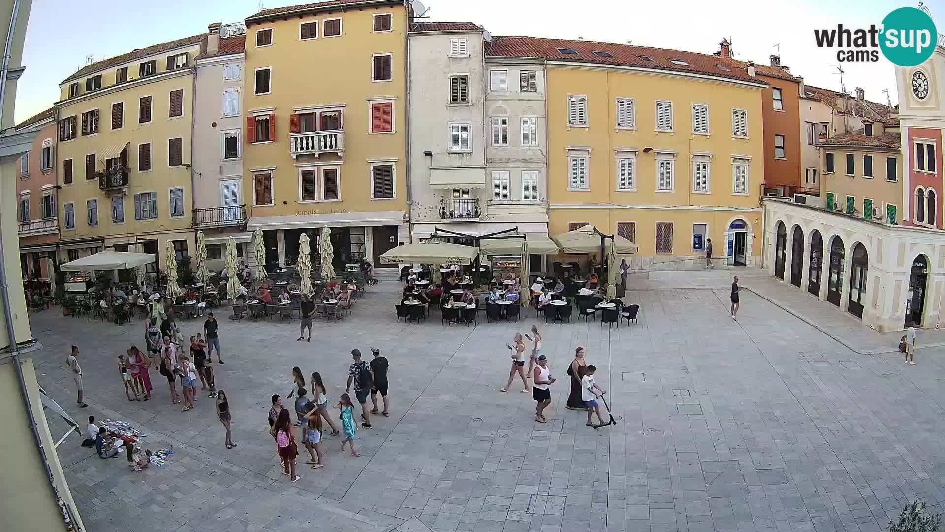 Webcam Rovinj Zentrum – Hauptplatz in Echtzeit