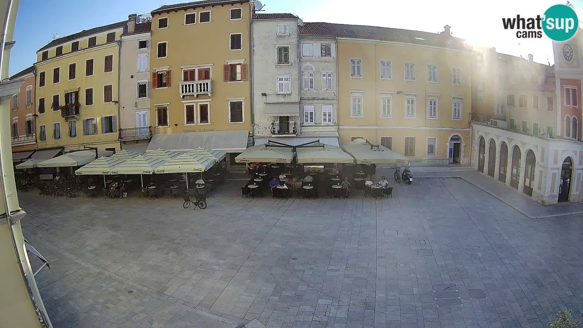Spletna kamera Rovinj Center – Glavni trg