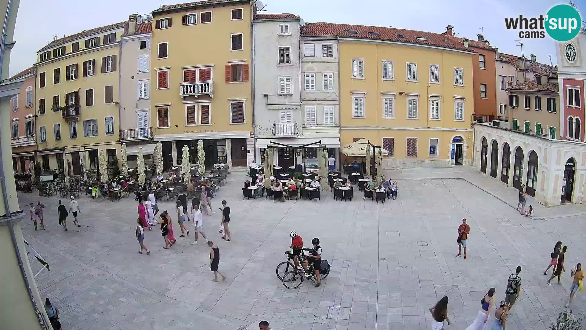 Spletna kamera Rovinj Center – Glavni trg