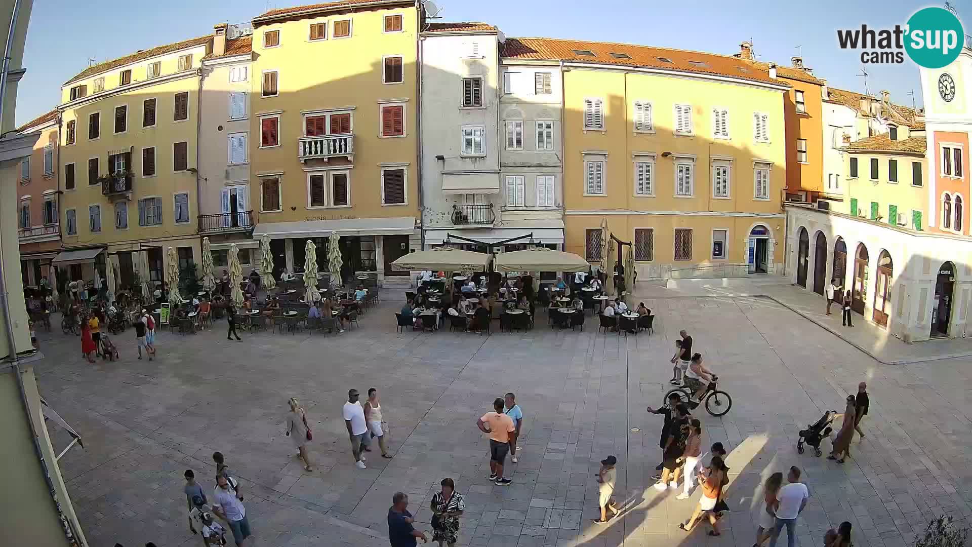 Spletna kamera Rovinj Center – Glavni trg
