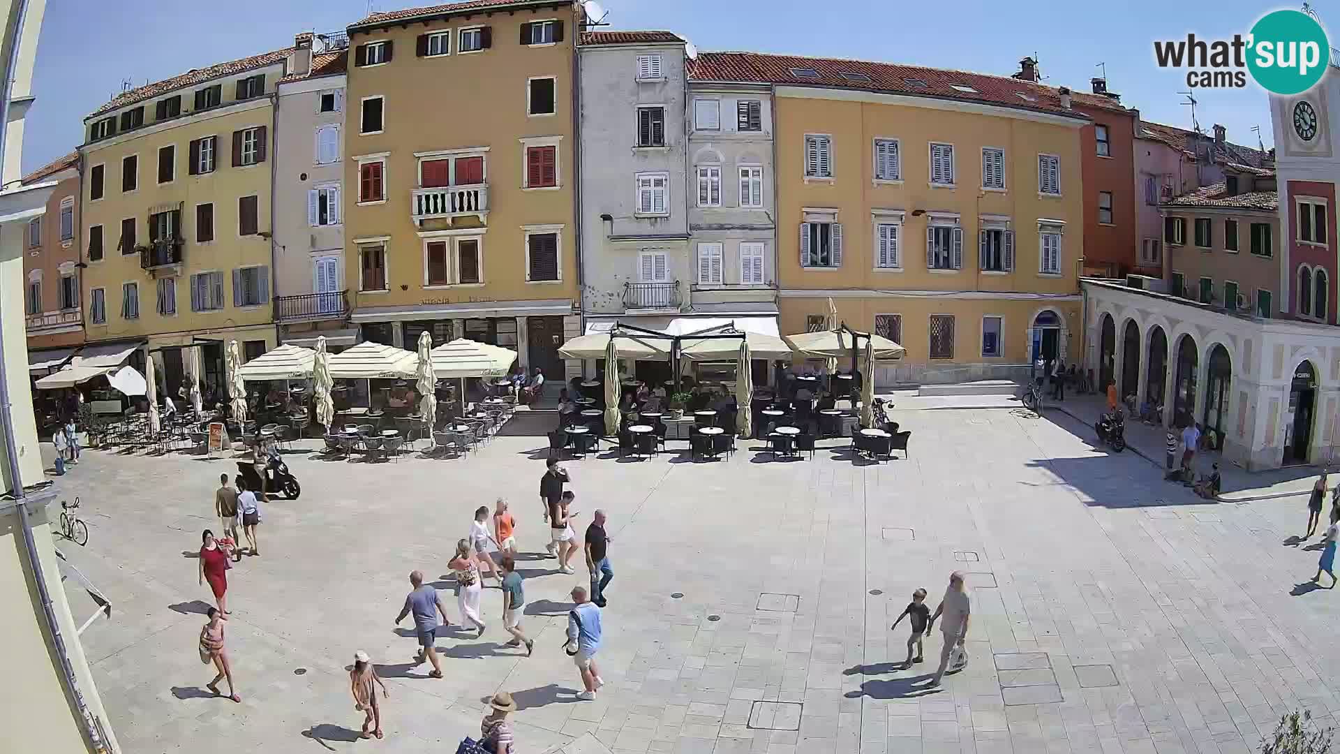 Spletna kamera Rovinj Center – Glavni trg