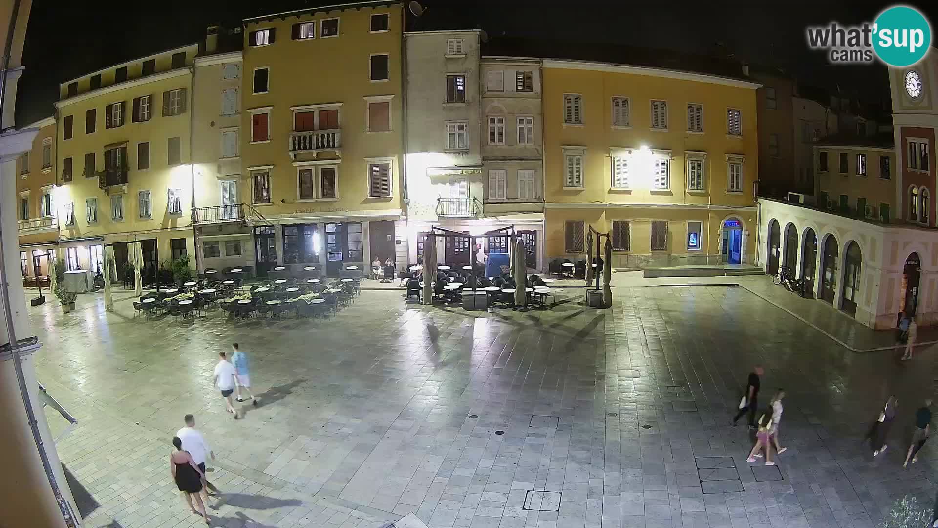 Spletna kamera Rovinj Center – Glavni trg