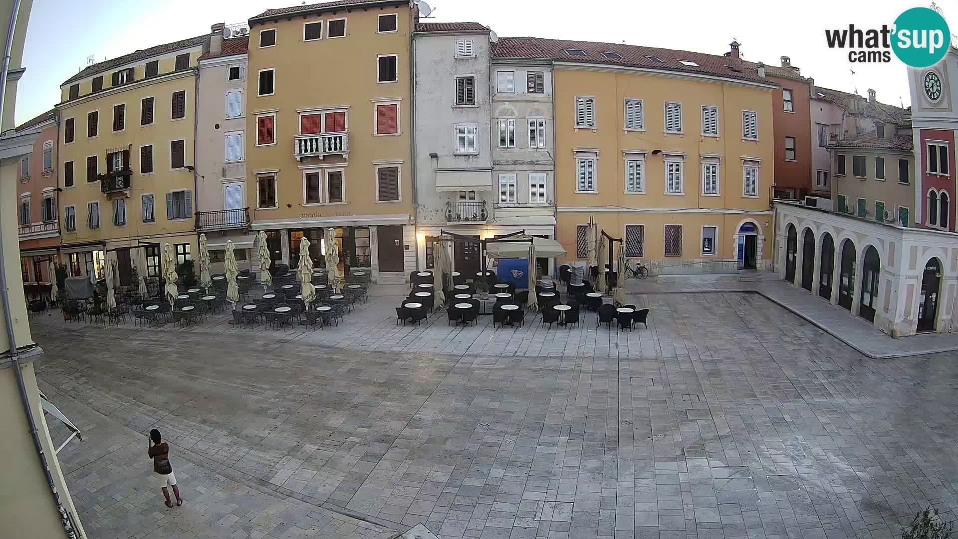 Spletna kamera Rovinj Center – Glavni trg