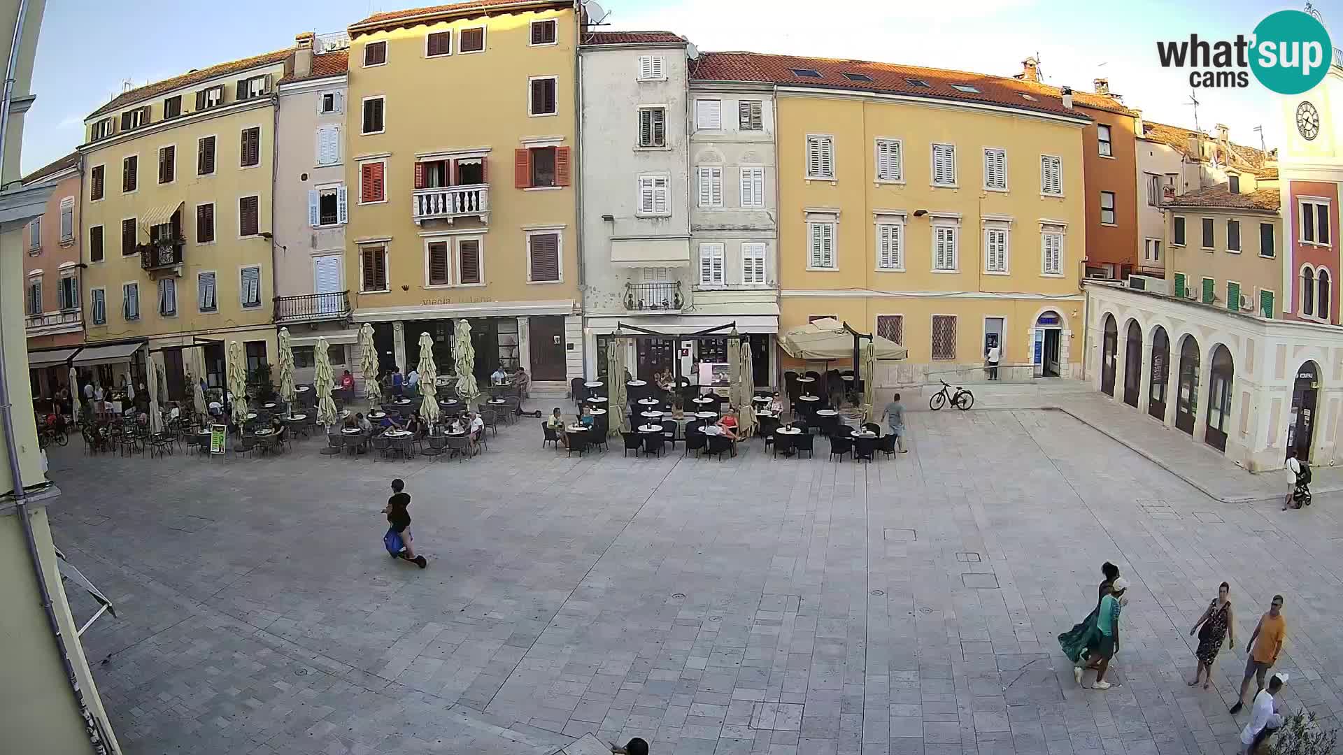 Spletna kamera Rovinj Center – Glavni trg