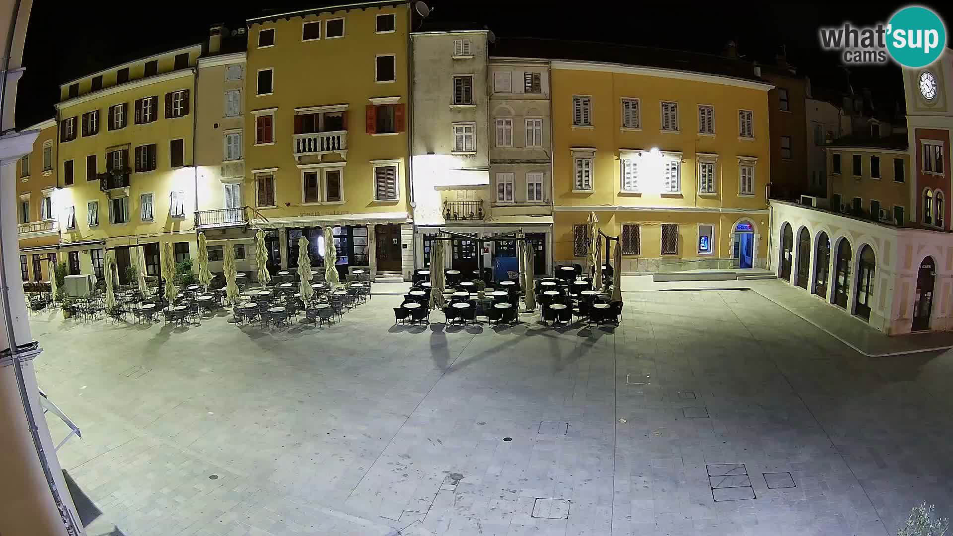 Spletna kamera Rovinj Center – Glavni trg