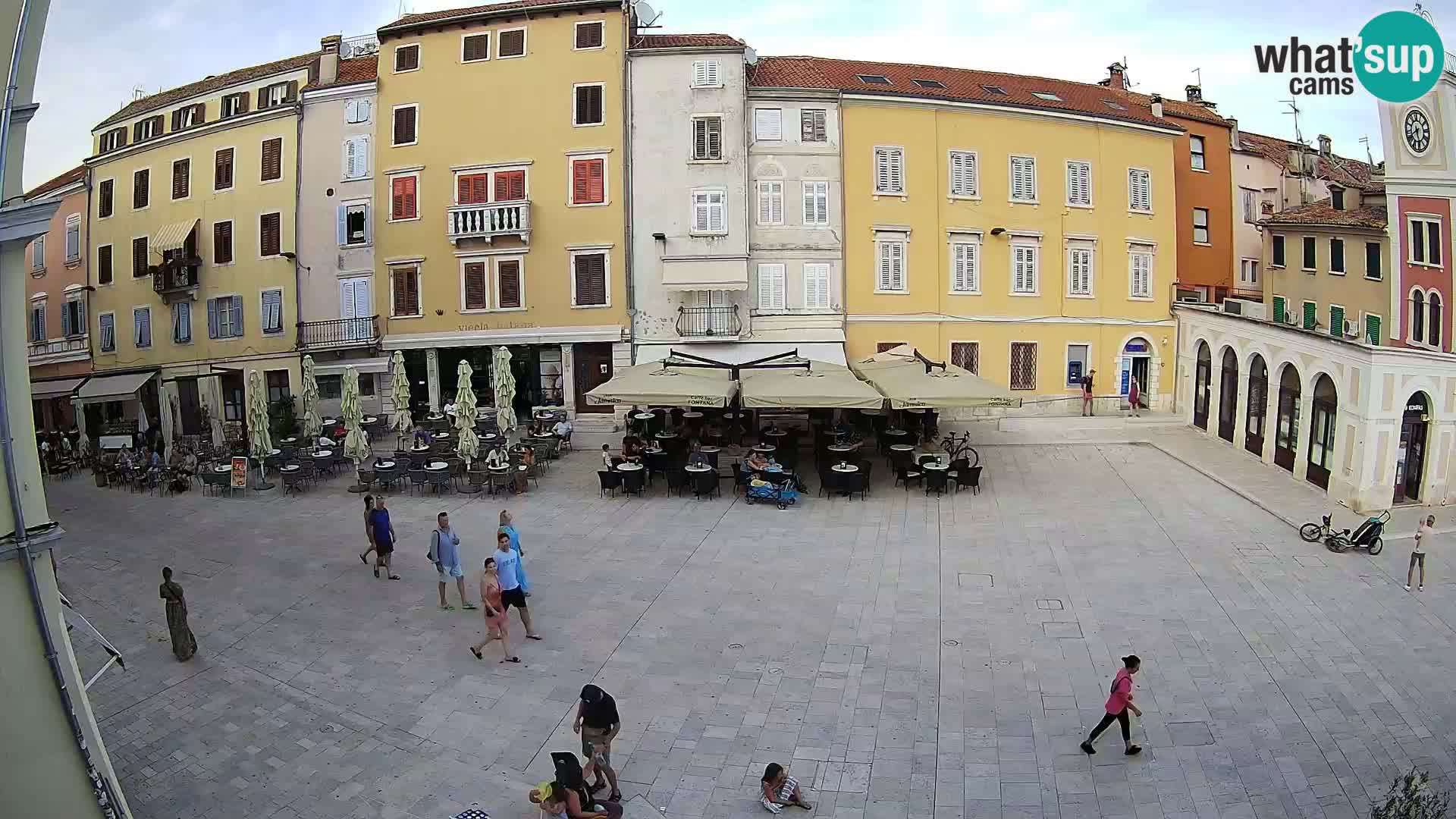 Spletna kamera Rovinj Center – Glavni trg