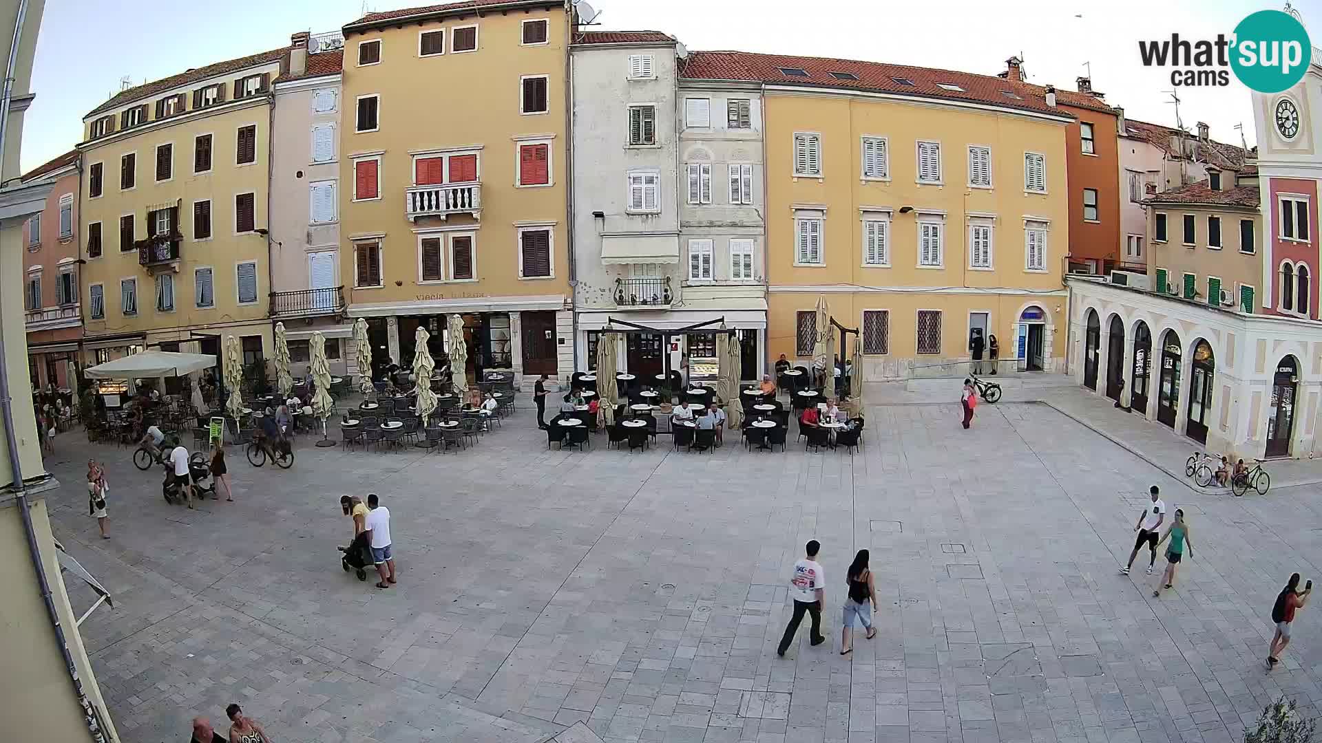 Spletna kamera Rovinj Center – Glavni trg