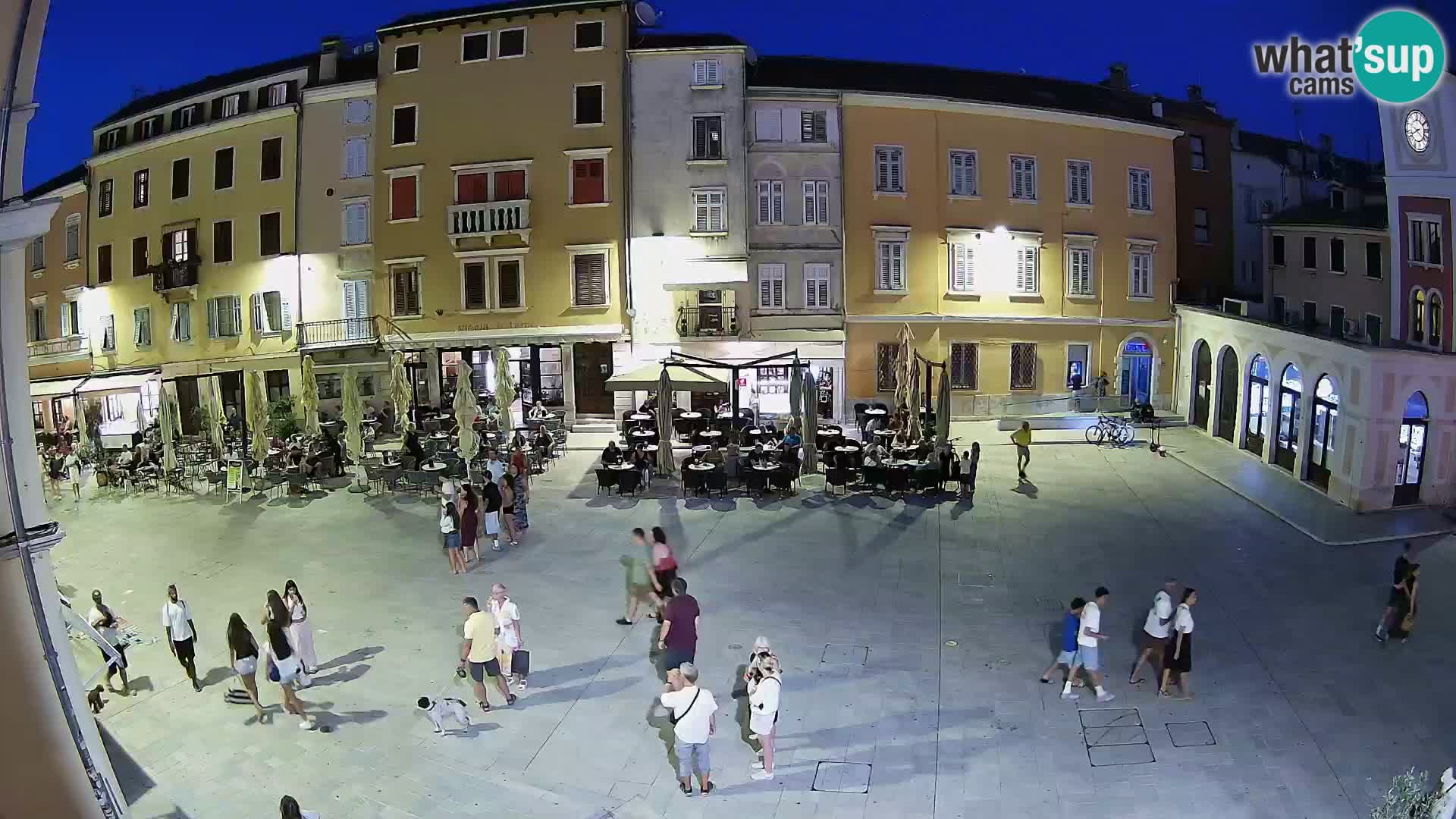 Spletna kamera Rovinj Center – Glavni trg
