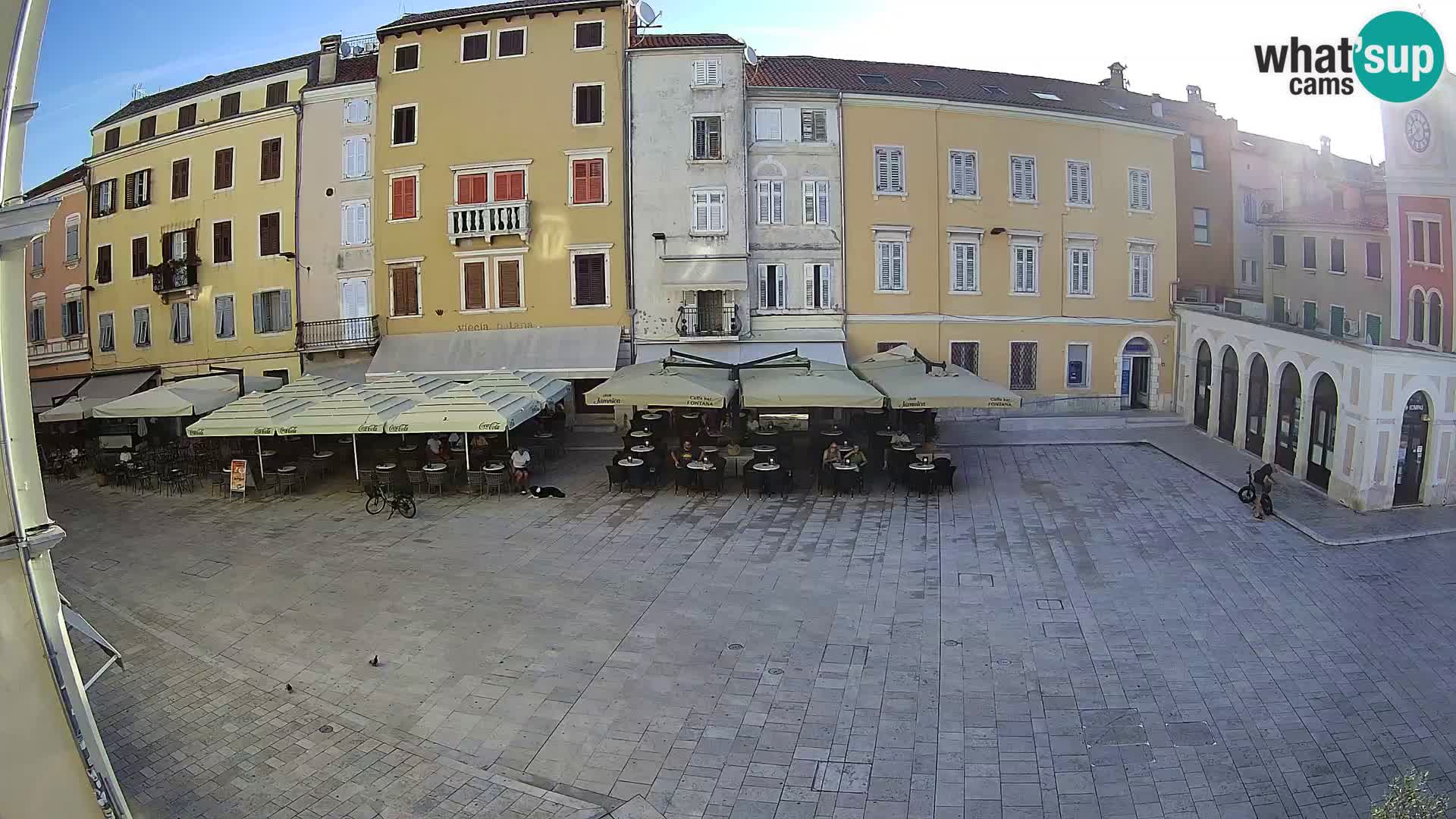 Spletna kamera Rovinj Center – Glavni trg