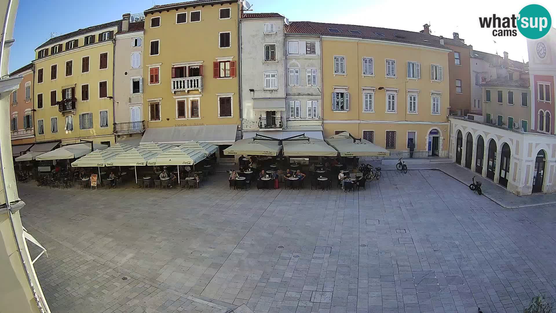 Spletna kamera Rovinj Center – Glavni trg