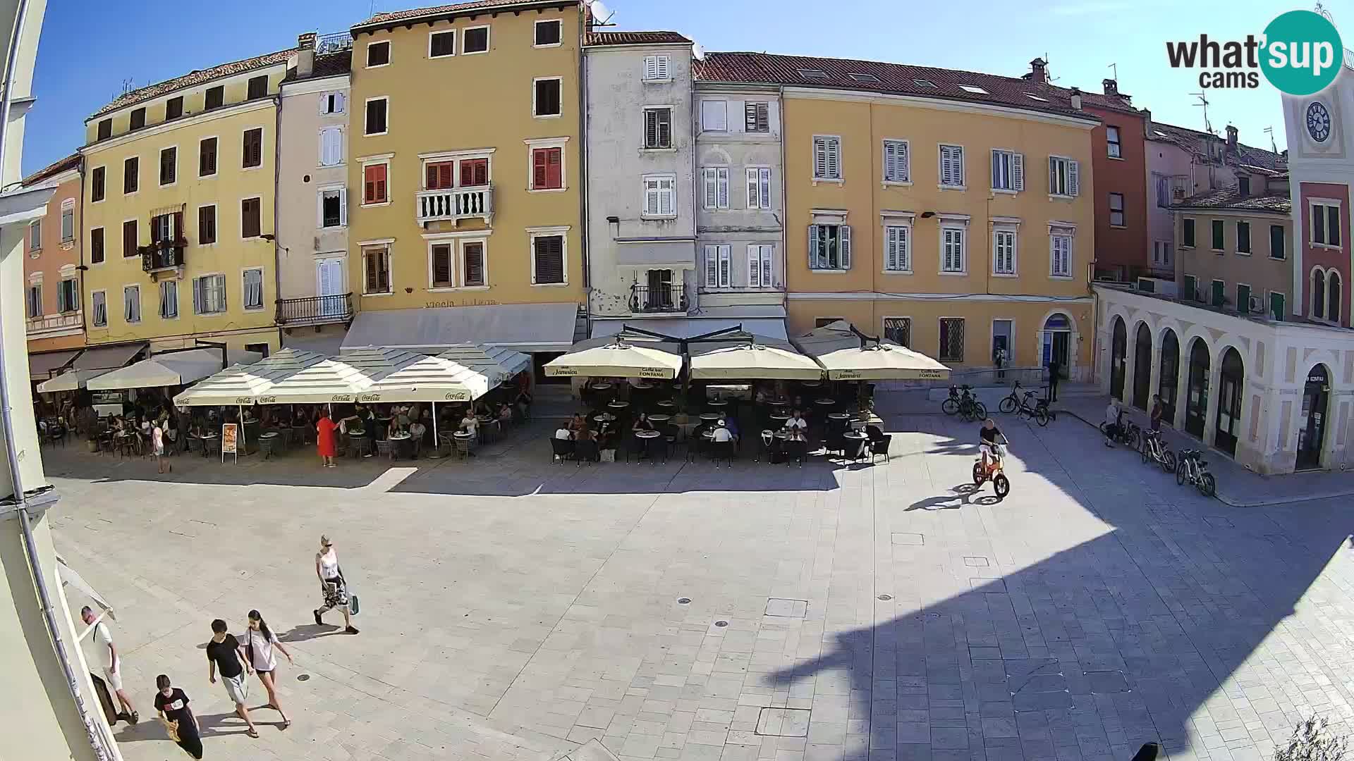 Spletna kamera Rovinj Center – Glavni trg