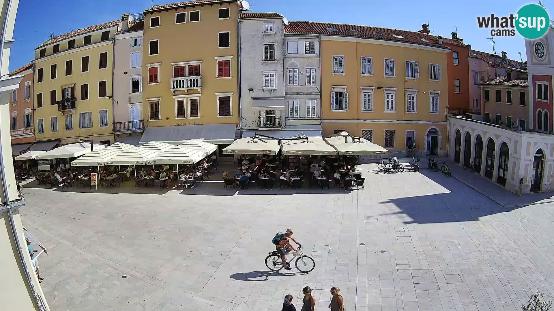 Spletna kamera Rovinj Center – Glavni trg