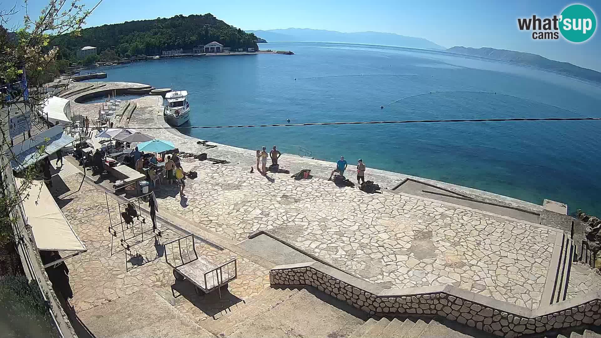 Selce – beach – Diving center
