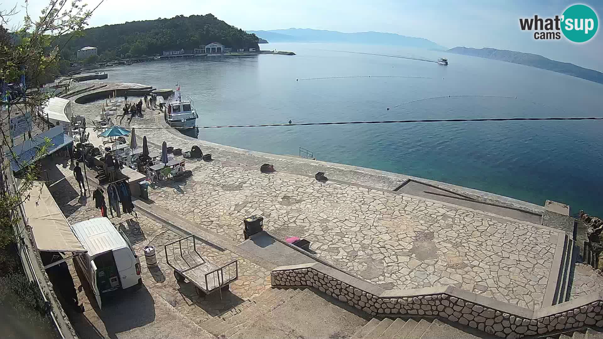 Selce – beach – Diving center