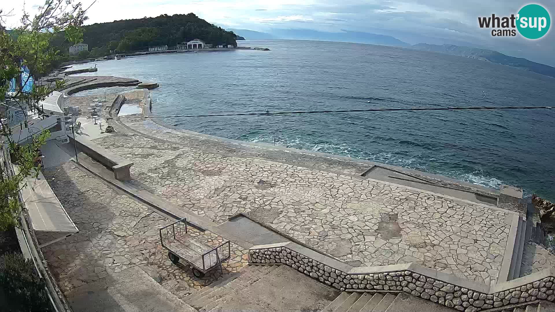 Selce – beach – Diving center