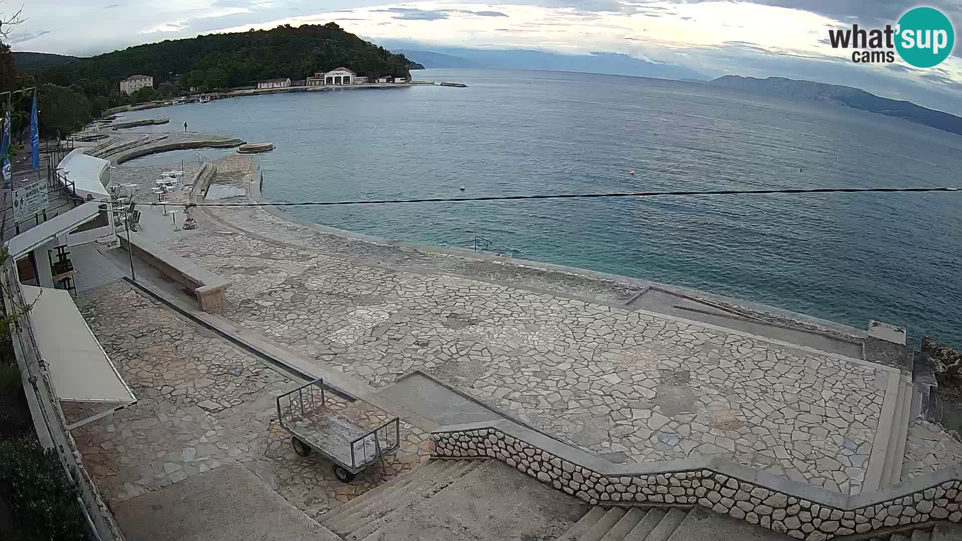 Selce – beach – Diving center