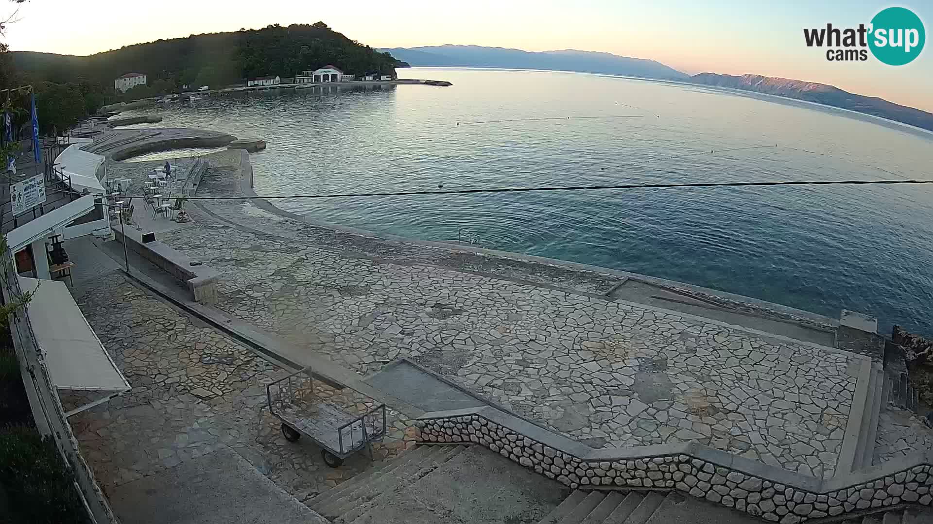 Selce – beach – Diving center