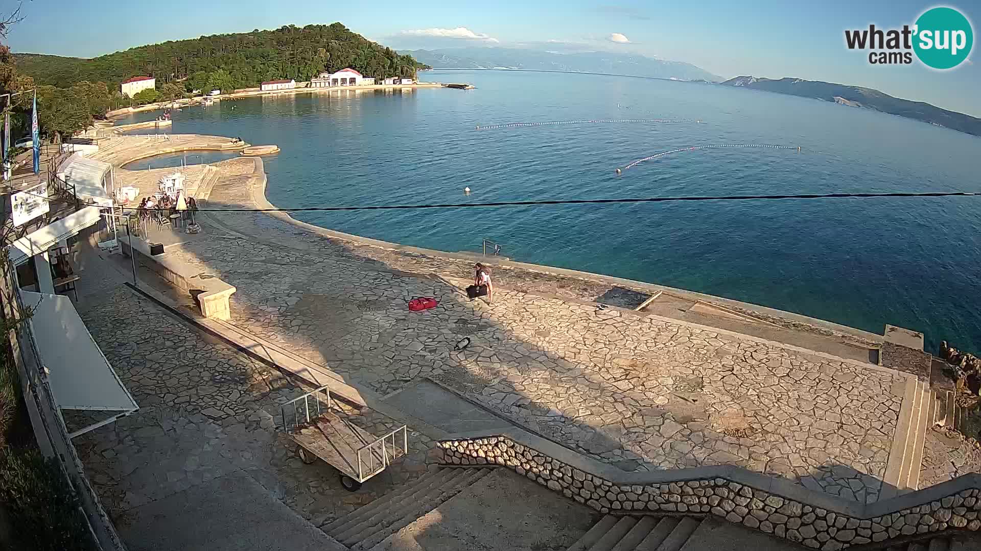 Selce – beach – Diving center